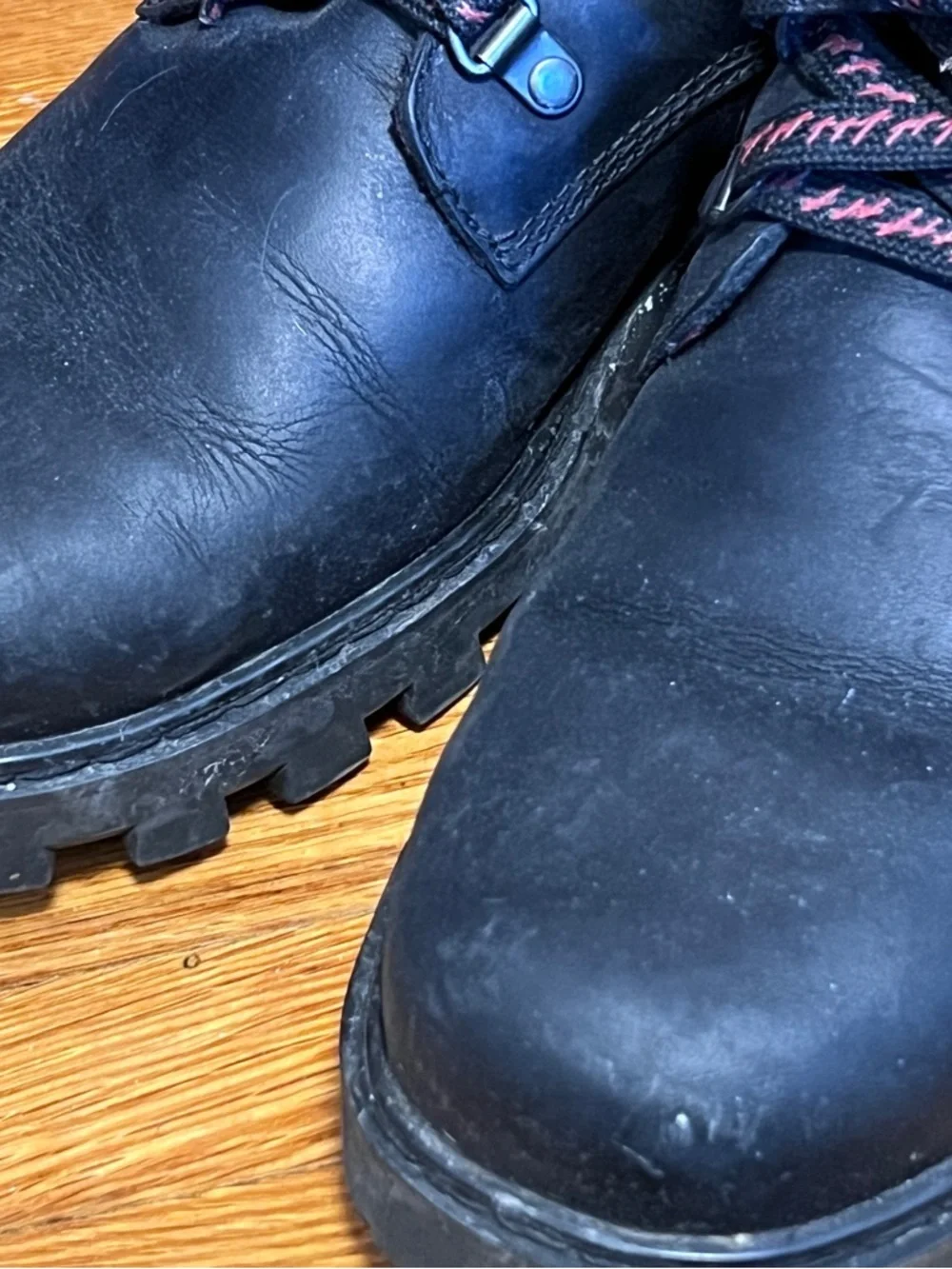 Men’s Roots Boots-8 - Picture 4 of 5